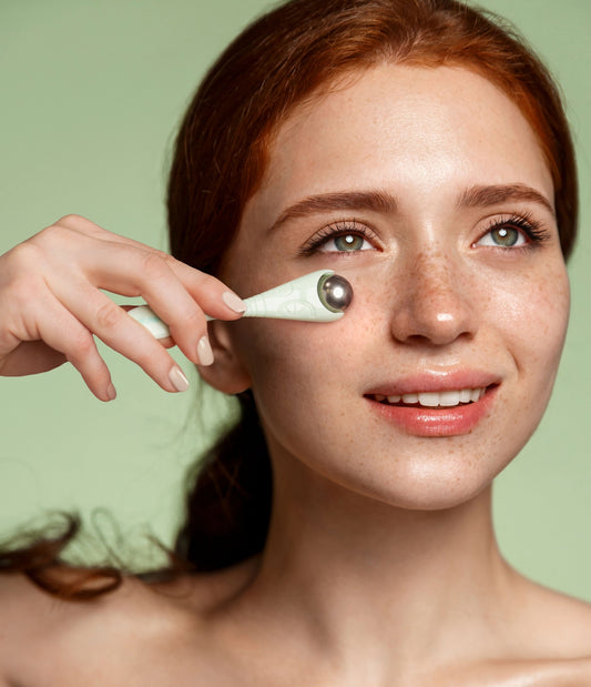 LL Undereye Roller